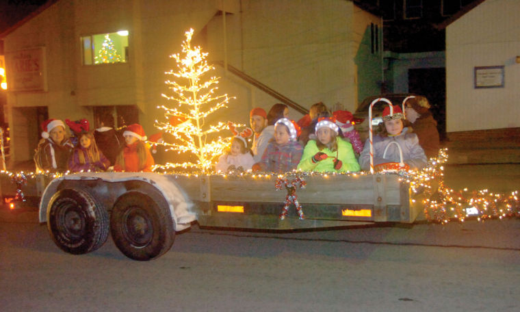 Trailer City Fairmont Wv >> Many view Fairmont Christmas parade as kickoff to holiday season | Local News | timeswv.com Trailer City Fairmont Wv >> Many view Fairmont Christmas parade as kickoff to holiday season | Local News | timeswv.com