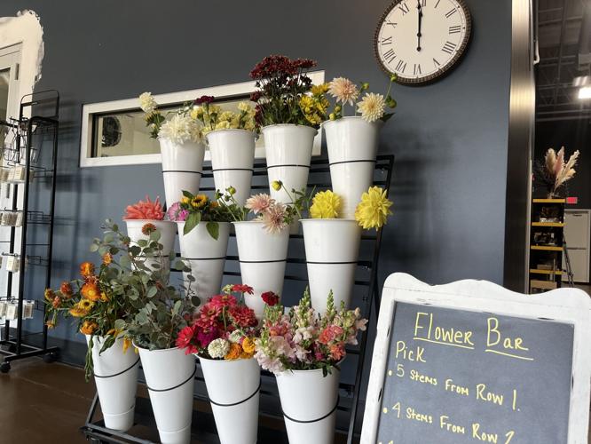 New local business The Flower Barn brings bouquets, home goods to