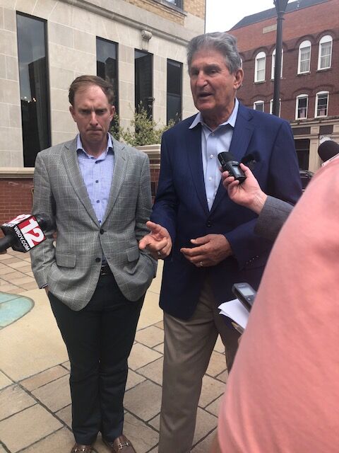 Manchin touts American Rescue Plan in Morgantown - Vimarsana News