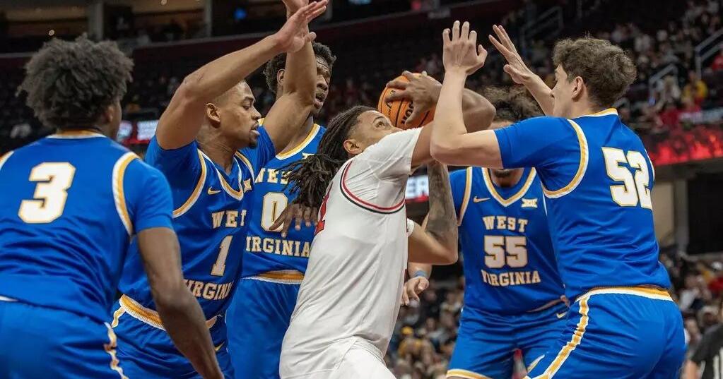 Mountaineers slug it out in double OT, fall 89-88 to Ohio State in Cleveland
