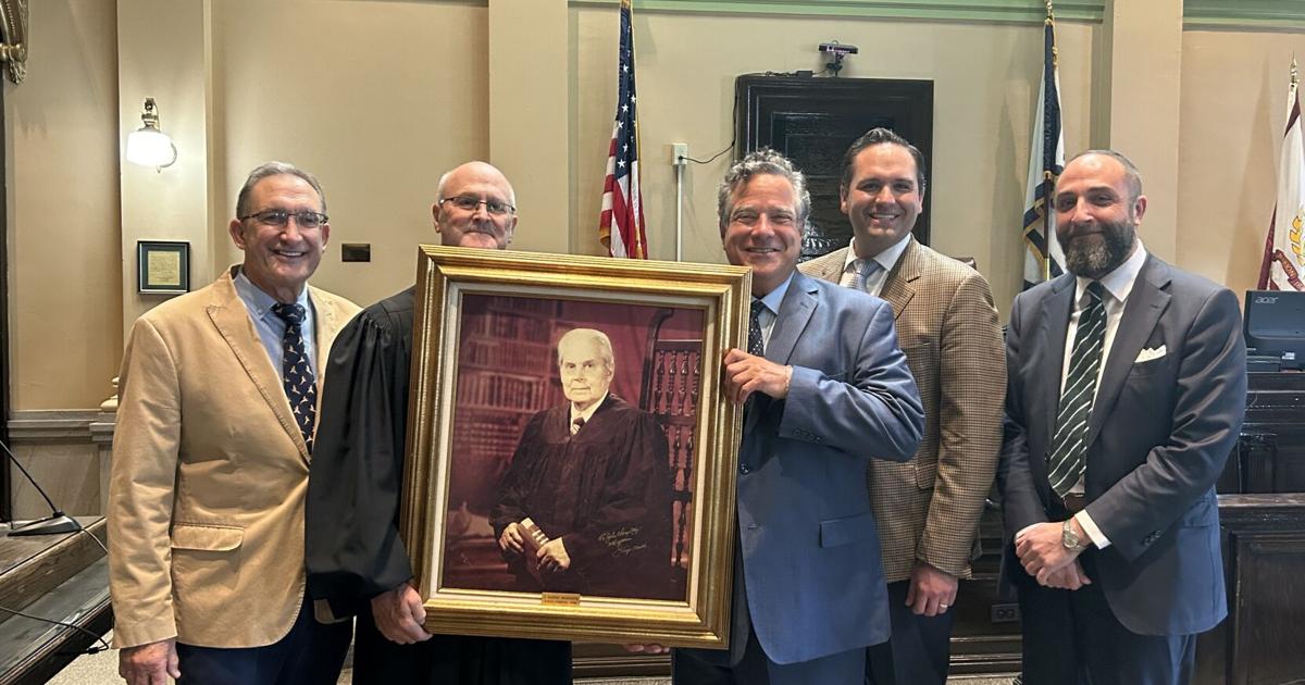 Portrait of late judge to hang in courthouse in honor of Marion County Portrait of late judge to hang in courthouse in honor of Marion County