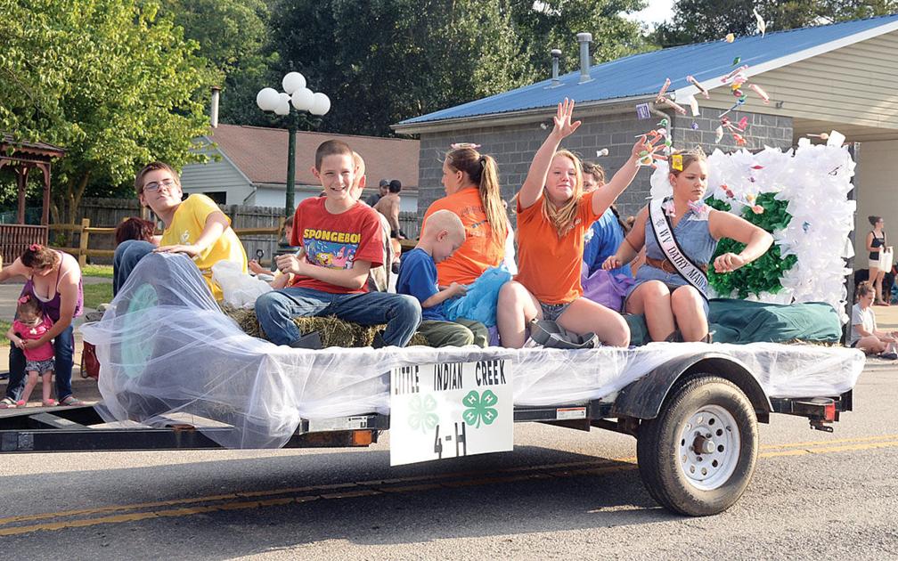 Paw Paw District Fair kicks off with annual parade Video and Photos