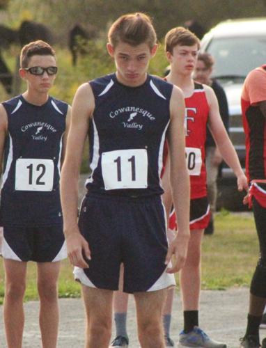 CV cross country opens cross country season, Neal takes first overall