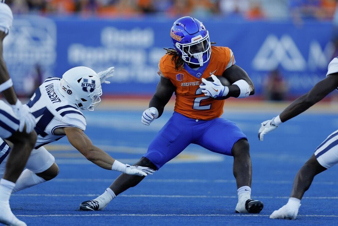 Ashton Jeanty's 186 Yards Help No. 21 Boise State Blow Out Utah State ...