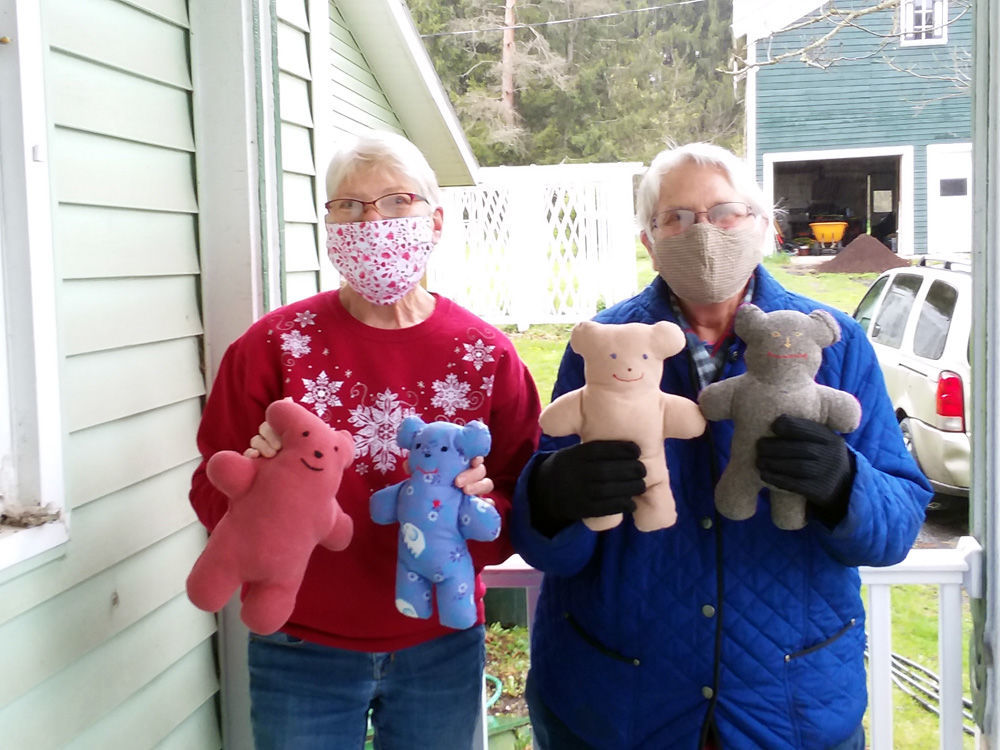 Teddy bears given to children
