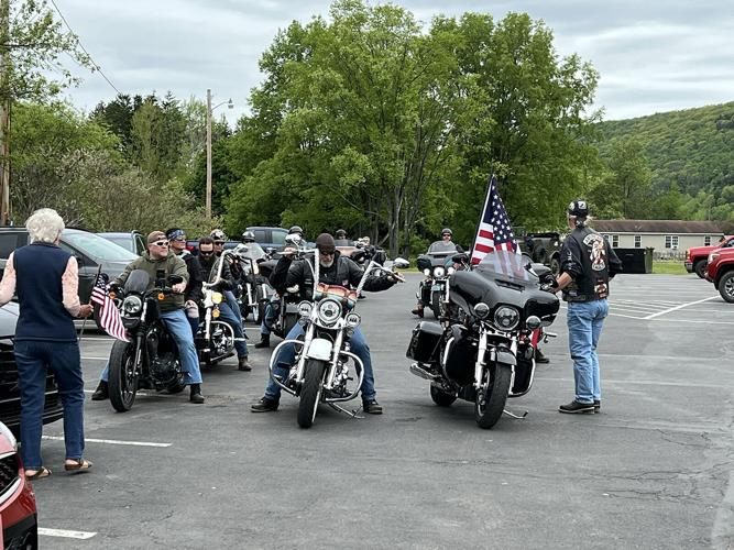 Photos from the May 26 papers are now online, Part 1 Photos