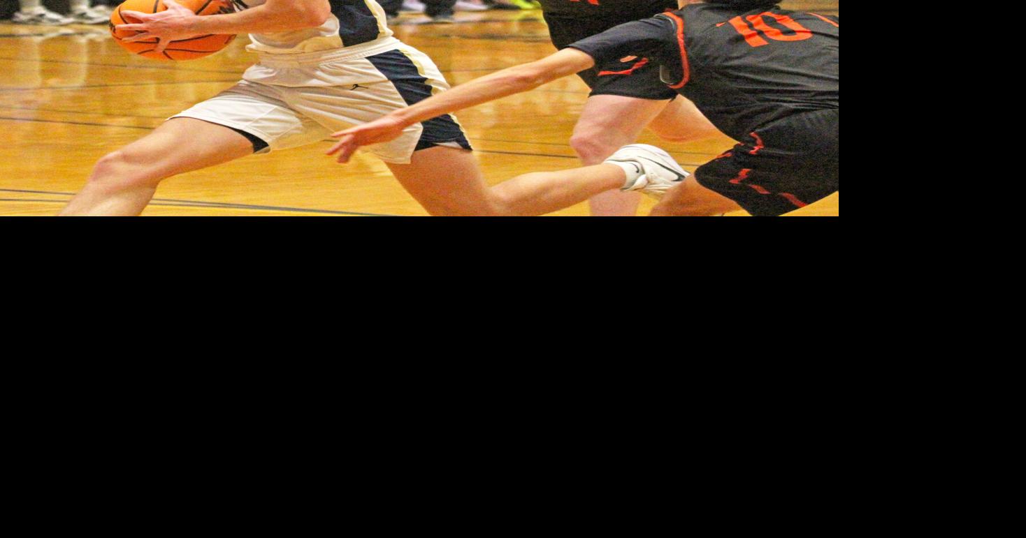 Tigers claw Mounties in 52-37 win | Free Press-Courier ...