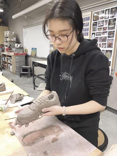 Students to exhibit clay sculptures at Gmeiner