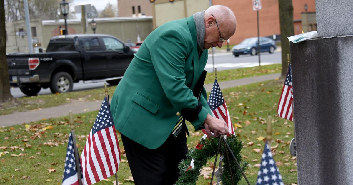 Wellsboro honors veterans at services in park | Local | tiogapublishing.com