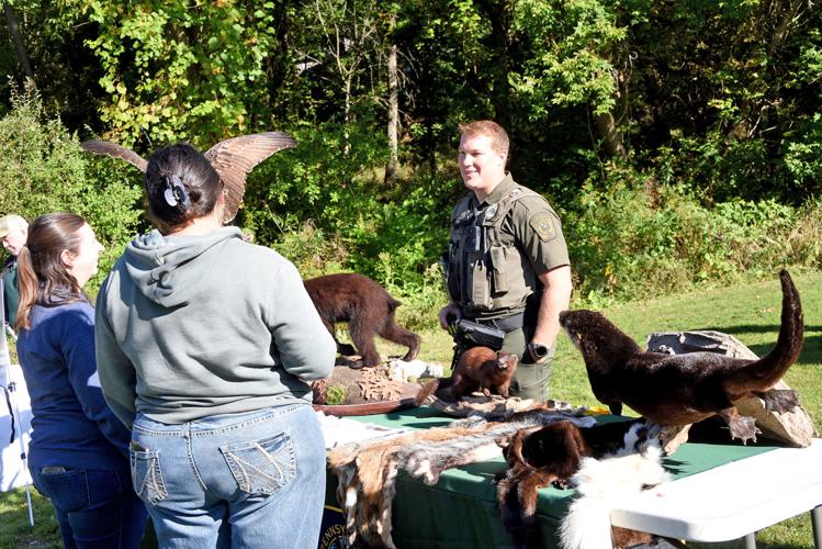 Students celebrate trail completion, learn about conservation | Local ...
