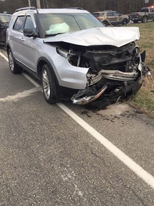 Crash injures drivers, passengers