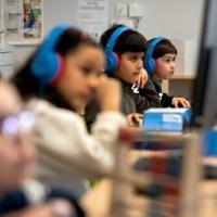 Anxious parents face tough choices on AI