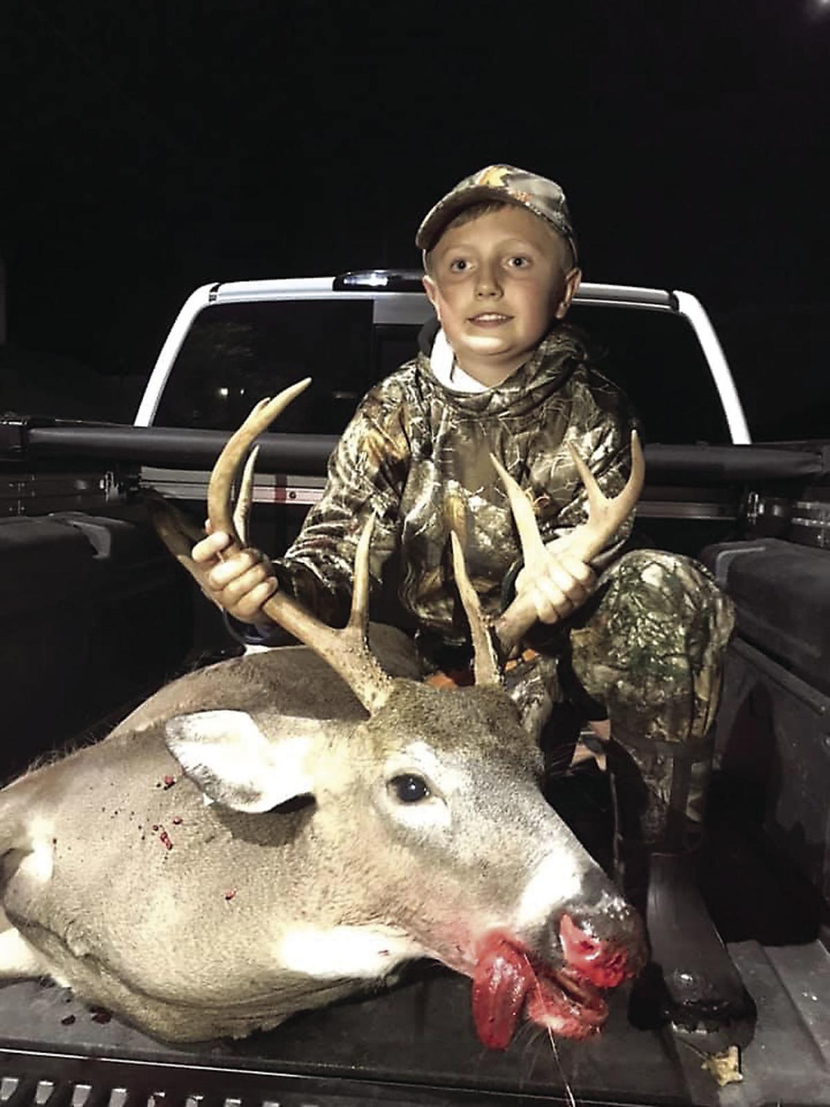 Stuckey shoots big buck at 15 yards