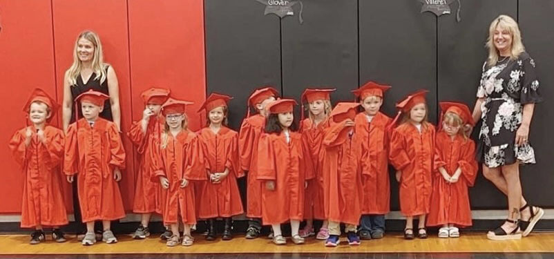 Austin pre-school graduates