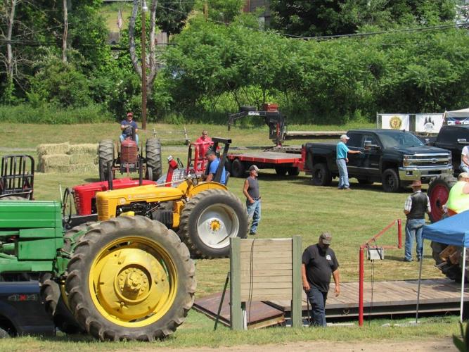 Liberty holds first tractor pull in over 30 years Local
