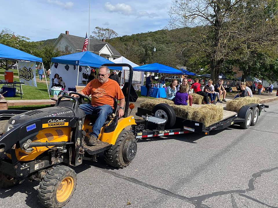 Austin Pride Committee puts on Fall Festival
