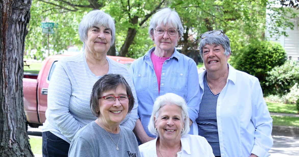 Doing good deeds quietly: Episcopalian women's groups change lives