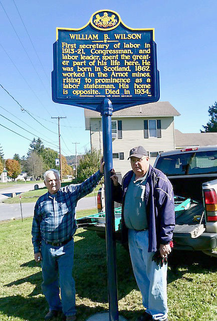 New sign erected in Bloss to honor William B. Wilson