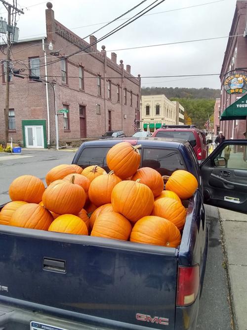 Pumpkins Donated To Wellsboro Food Pantry The Wellsboro