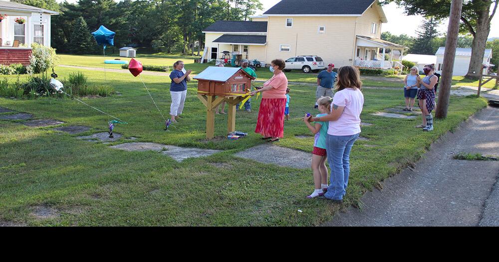 Spartansburg Scene Spartansburg says goodbye to a loved community