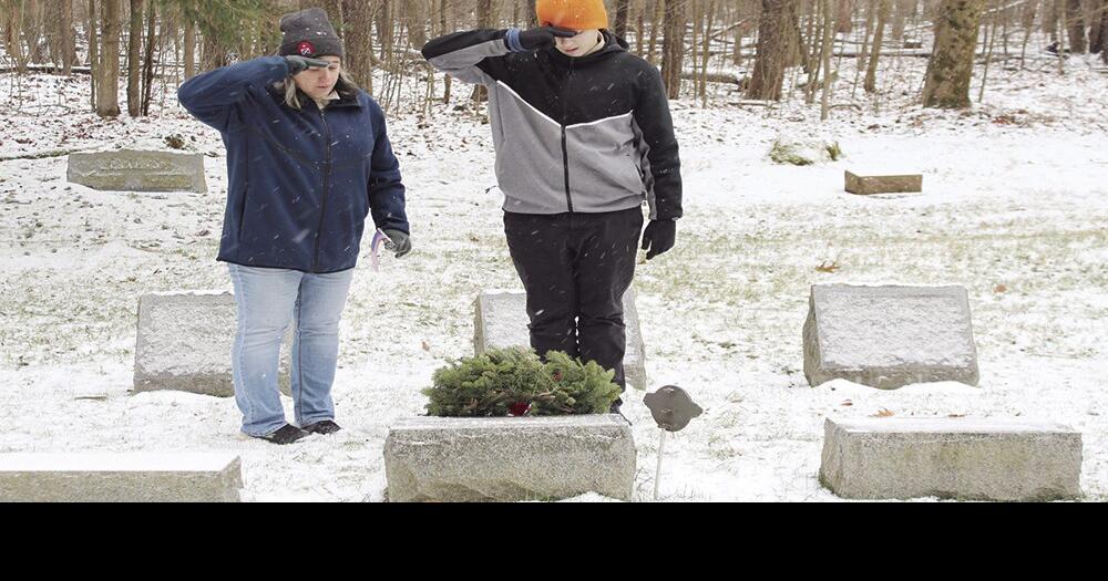 Veterans honored with wreaths in Pleasantville cemetery News