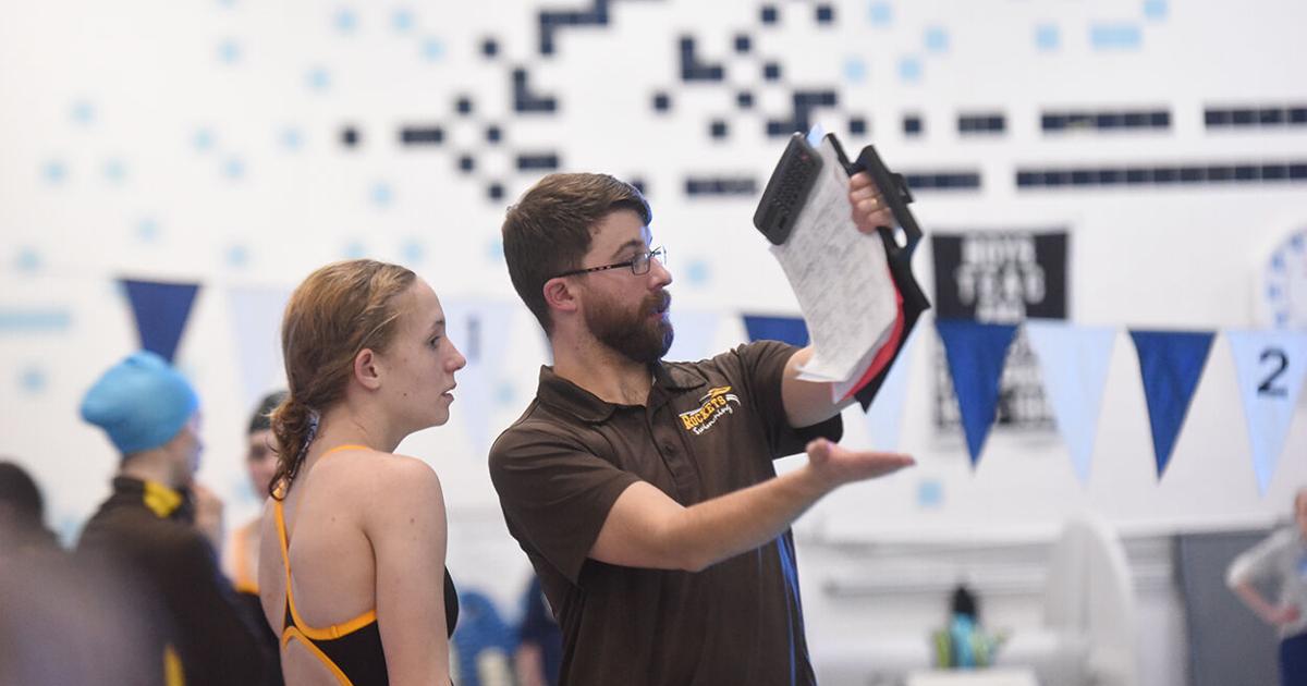 Diving returns as Rockets reach for region title | Sports ...