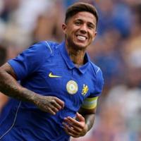 Man City sign Fernandez, Ndiaye as Premier League clubs set new spending record