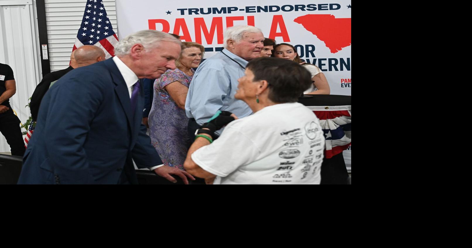 Gov. Henry McMaster campaigns for Evette in North Myrtle Beach