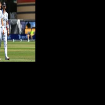 New Zealand's Latham and Conway pile on the runs before Stokes breakthrough