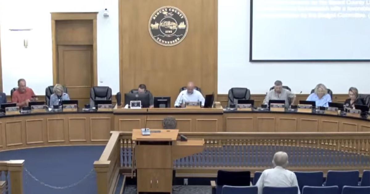 Blount defers appointments votes to new commissioners