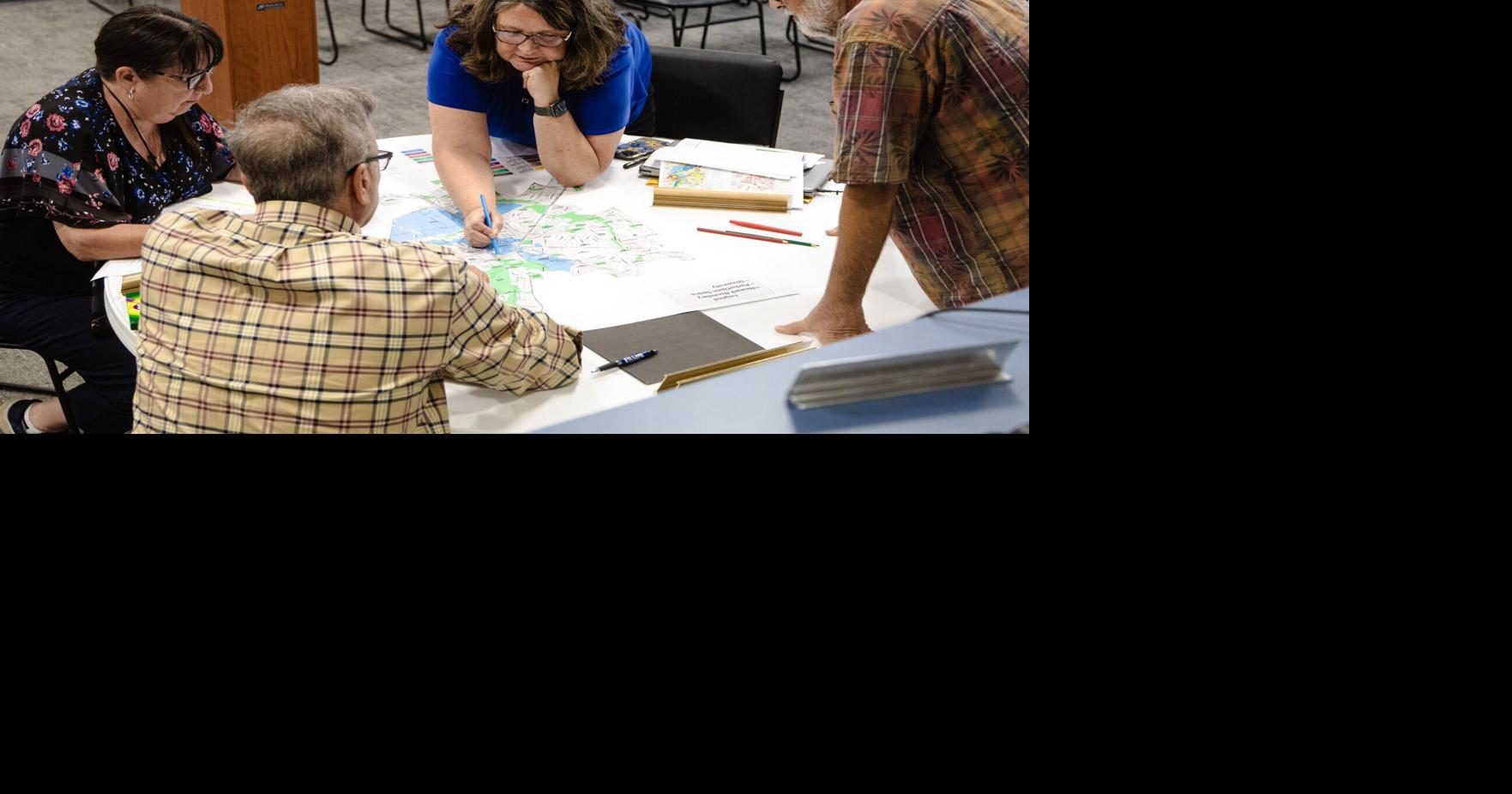 Council members, planning commissioners sketch out ideas for Newark's future