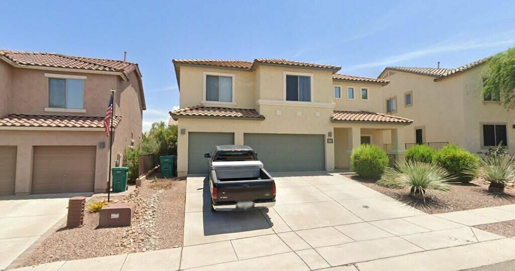 Single-family home sells in Sahuarita for $399,000
