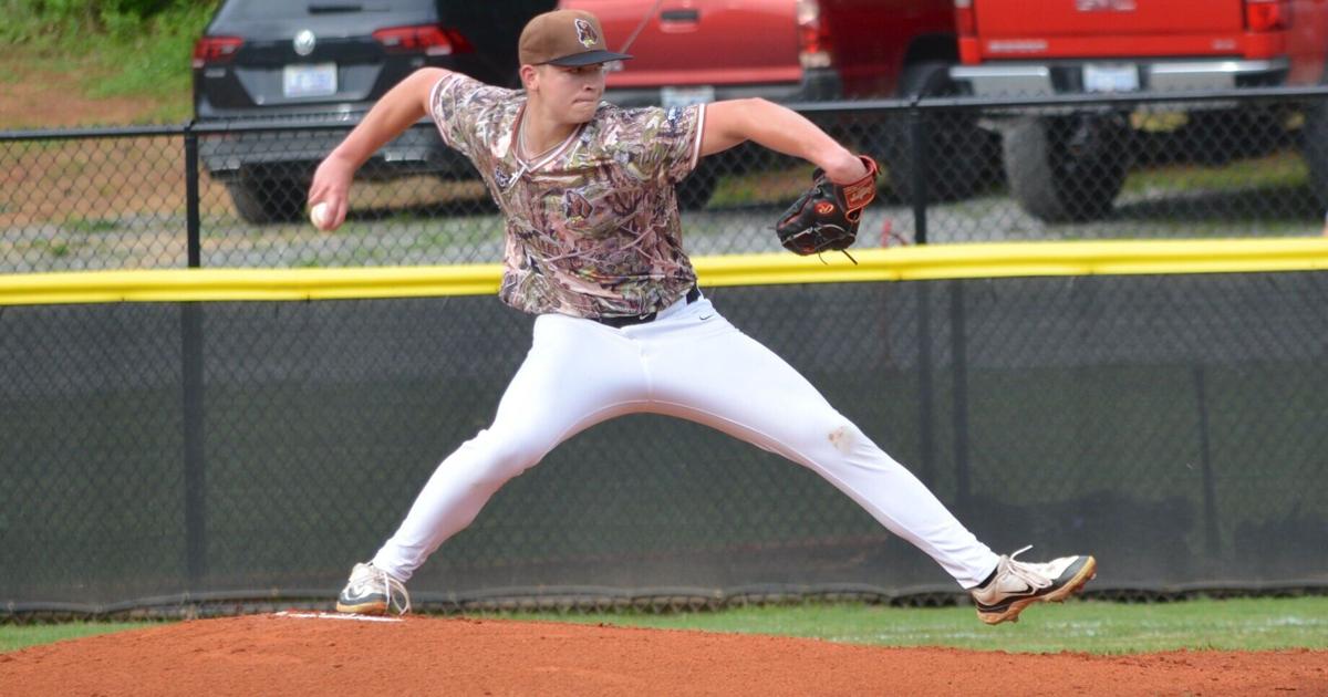 Haywood natives make Hollers debut
