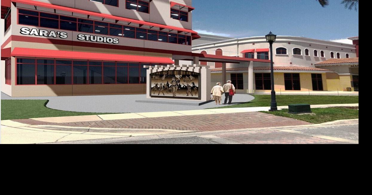 Manatee theater expands with new building