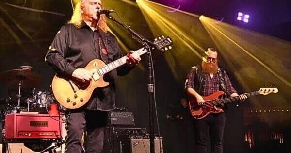 Gov't Mule's bass Master Kevin Scott holds court at Dave Boyd's Friday