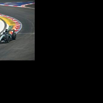Russell goes fastest in practice for smoggy Singapore GP