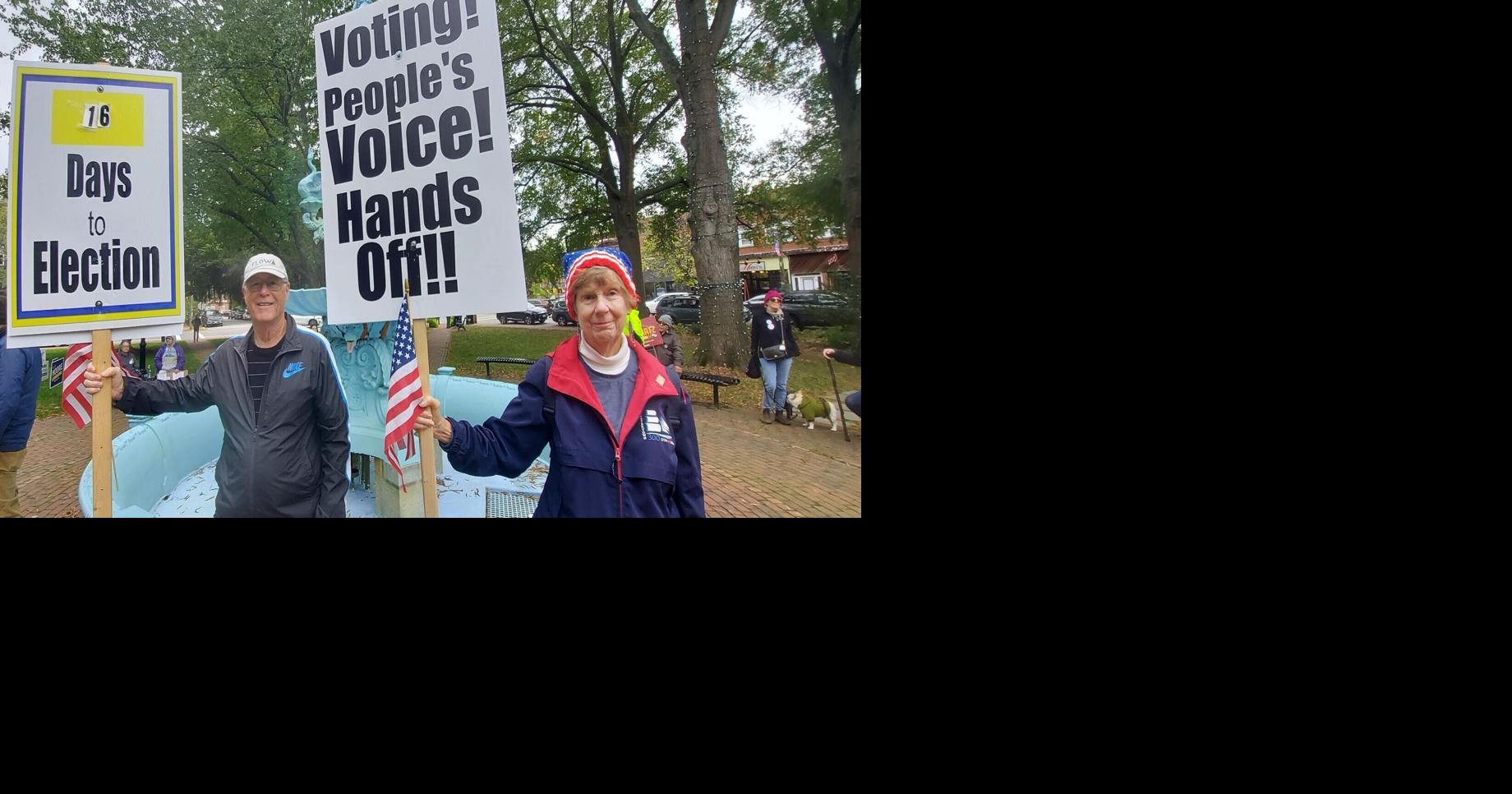 Democrats rally before early voting