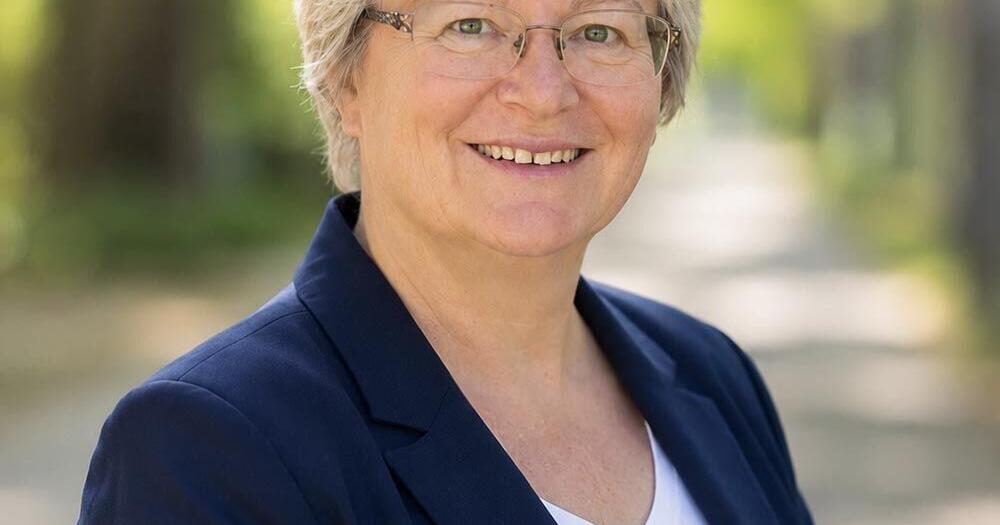 Jensen enters race for Trustee Area 1