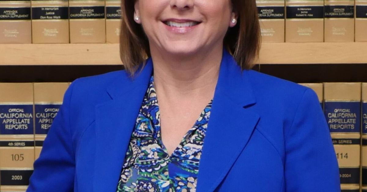 Supes select process to pick new DA