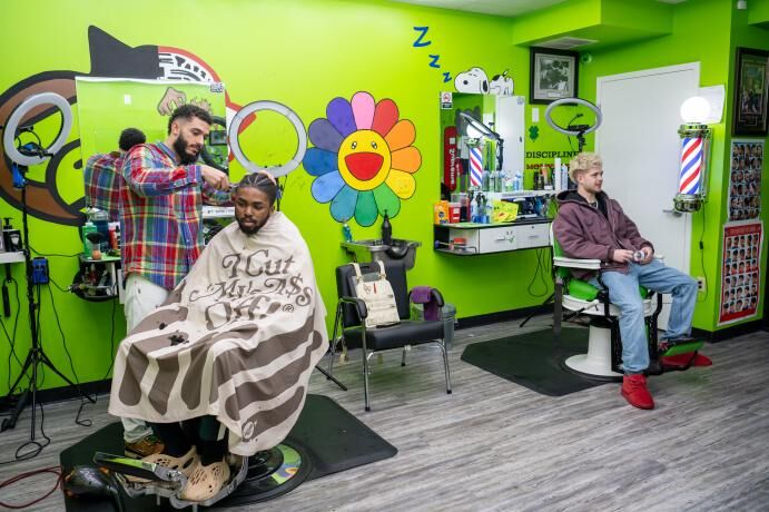 Top Tier Barber Shop Ribbon Cutting | | topsinlex.com