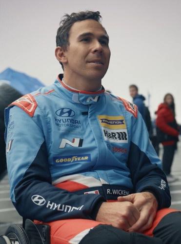 Robert Wickens in the pits at the ADAC RAVENOL 24hr Nürburgring on June 23, 2025 (Photo/Hyundai)