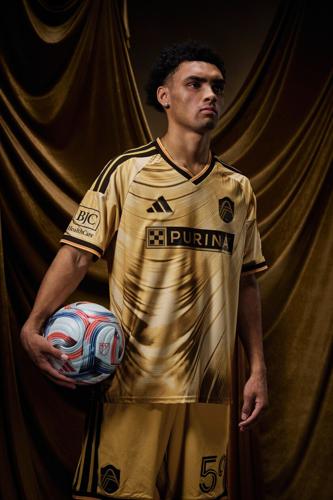 St. Louis CITY SC midfielder Mykhi Joyner in The Tina Turner kit