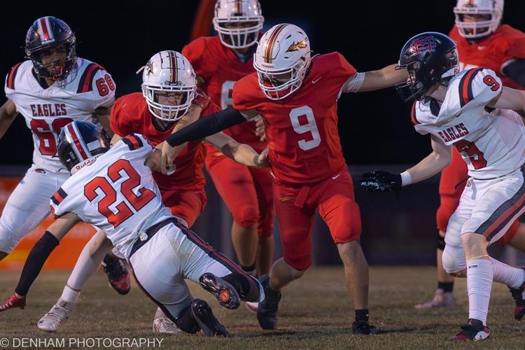 FOOTBALL: SQ Smith block