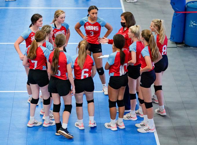 PHOTOS: Horseshoe Bend Competes in Super Regional Volleyball Tournament