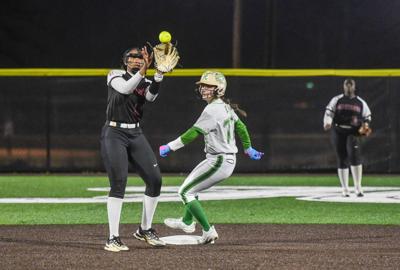 030426 holtville-se softball 03.jpg