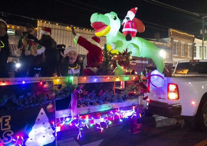 PHOTOS: Christmas on the Coosa