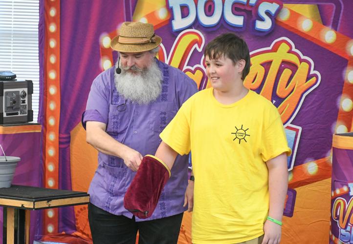 magic show 006.jpg