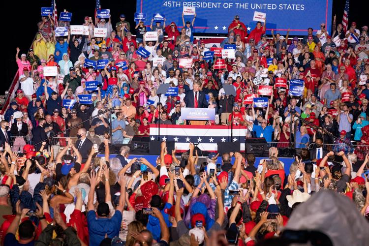 Photos:Trump hosts rally in Cullman