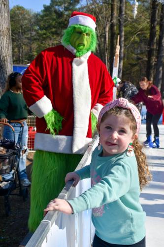 121725 chirstmas in the park14.jpg
