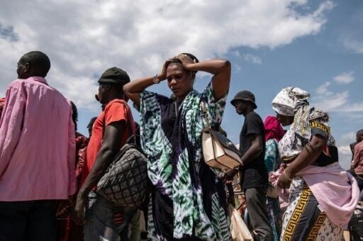 Displaced Burundians gathered at the Kavimvira border post in DR Congo